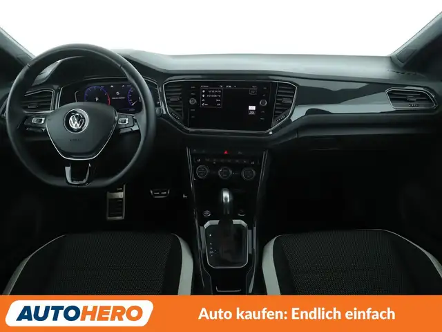Volkswagen T-Roc view 12