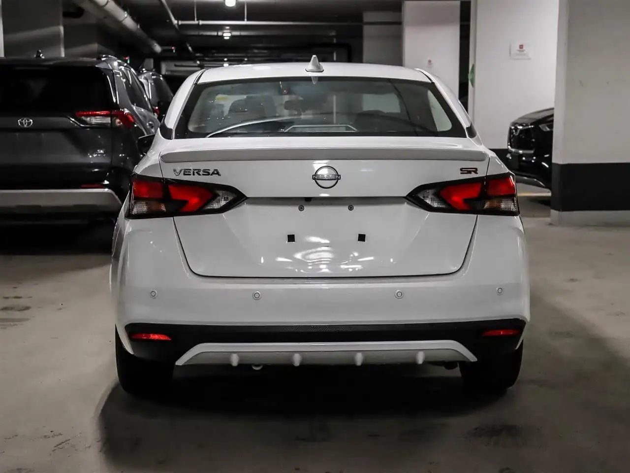 Nissan Versa снимка Nissan Versa