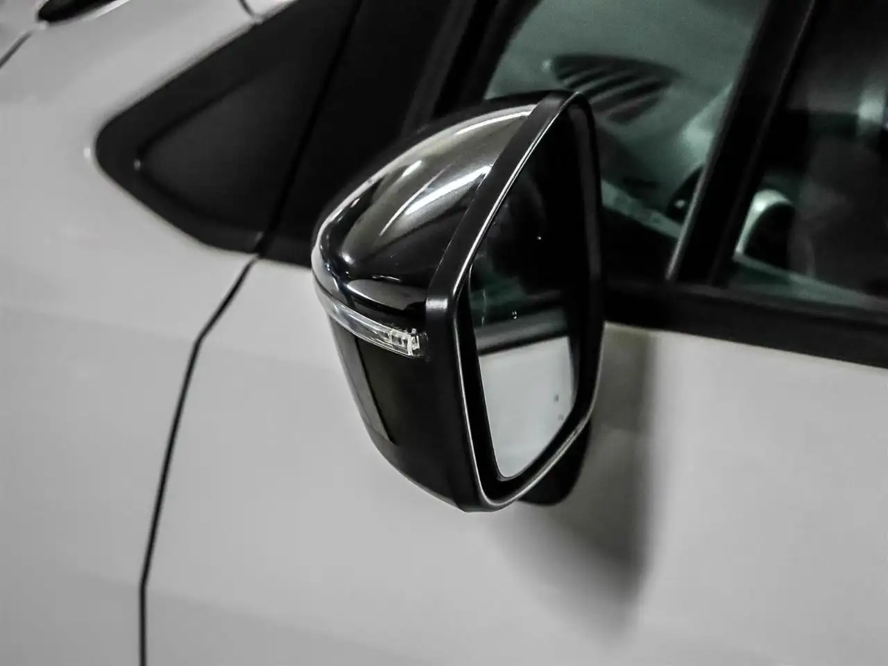 Nissan Versa снимка Nissan Versa