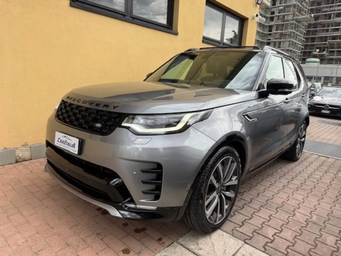 Land Rover Discovery 3.0D I6 249 CV AWD Auto 7 POSTI R-Dynamic SE TETTU Argento - 1