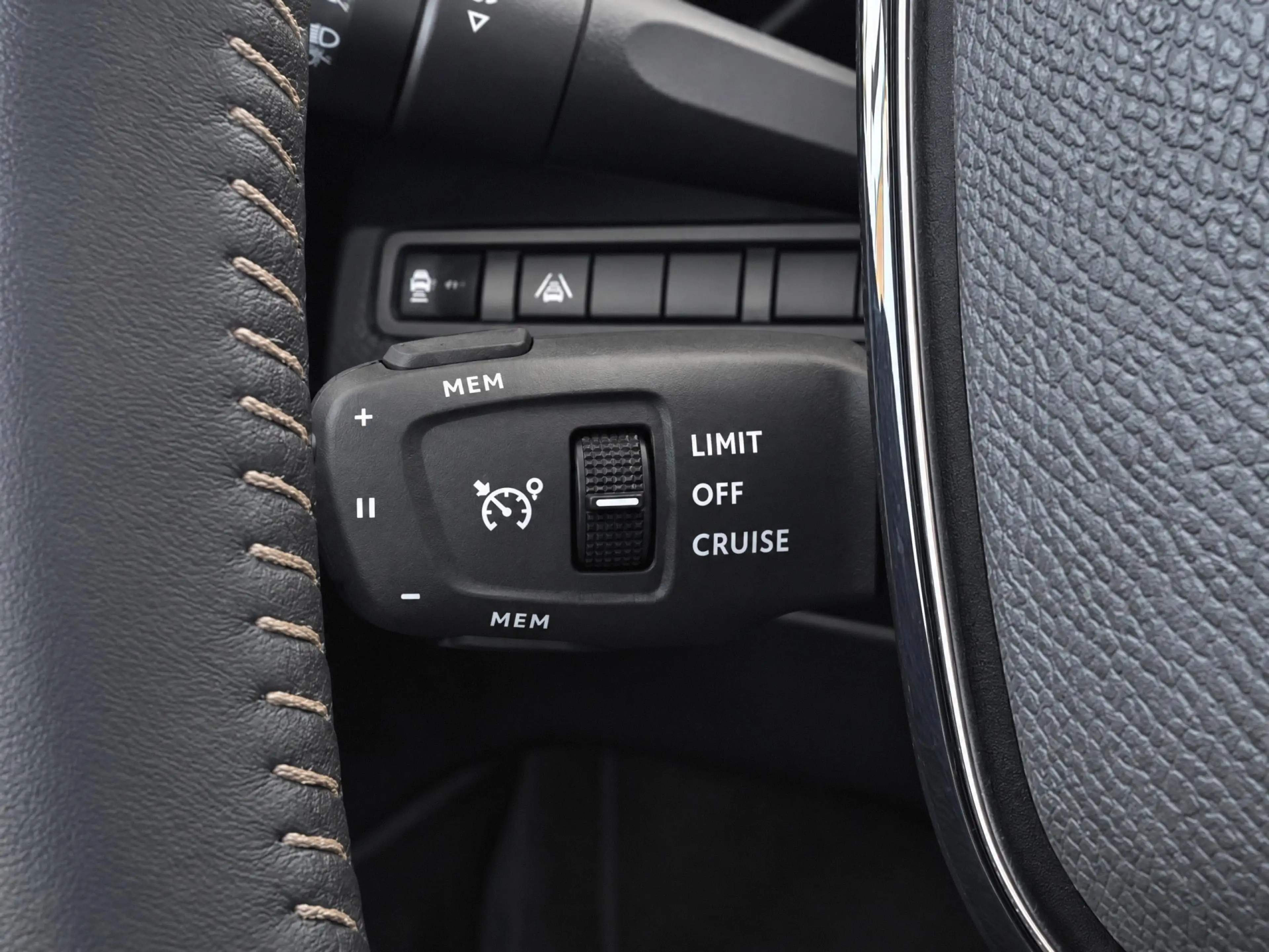 Peugeot 5008 1.2 PureTech Allure Pack Business Luxe 7-zitter! T — photo 11