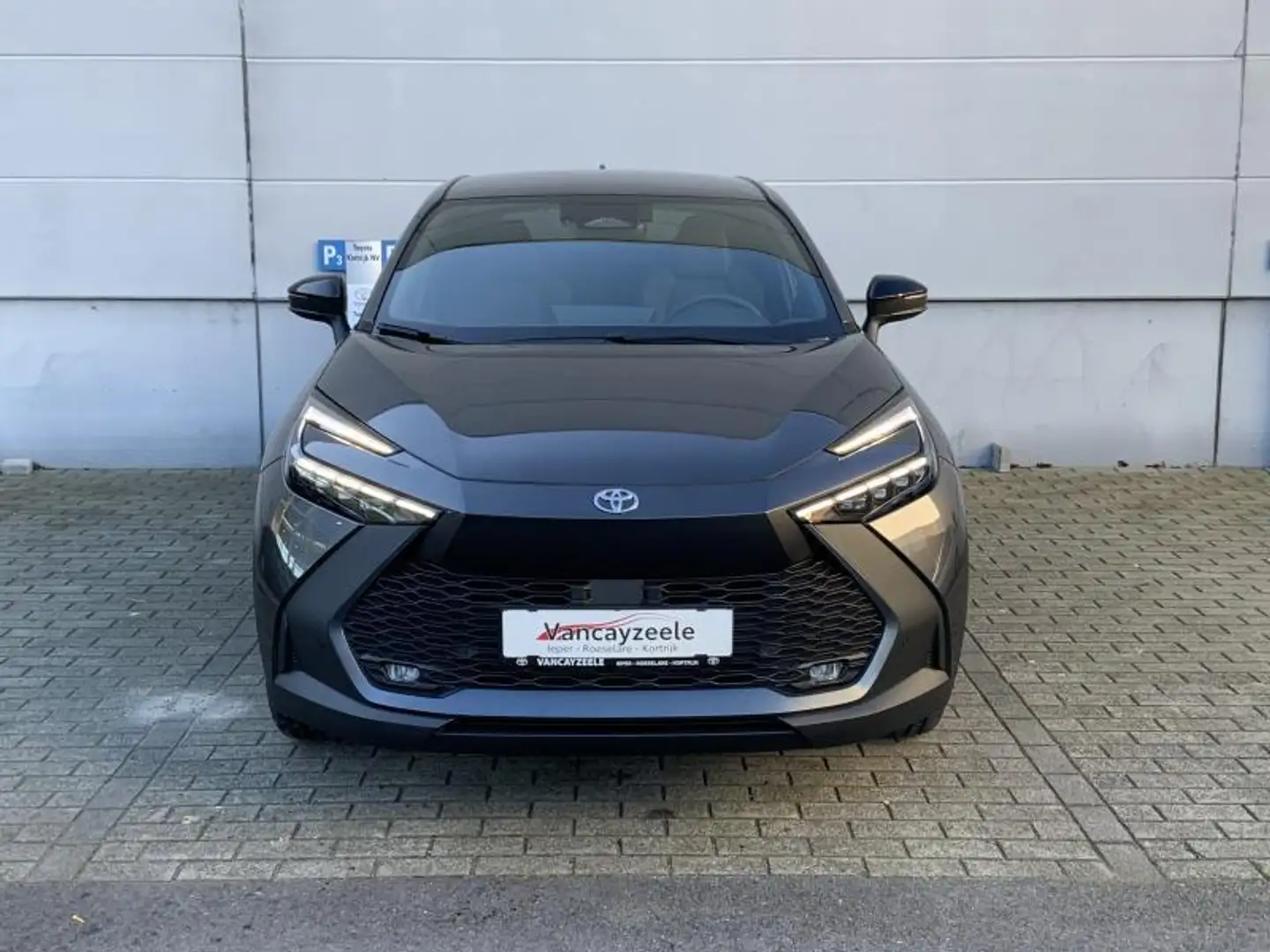 Toyota C-HR Dynamic Plus+cam+nav+sens voor Gris - 2