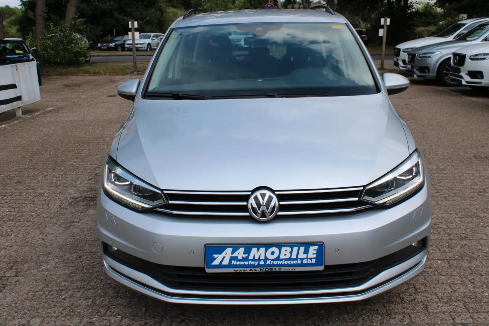 Volkswagen Touran Highline Automatik Rückfahrkamera Plateado - 2