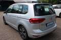 Volkswagen Touran Highline Automatik Rückfahrkamera Plateado - thumbnail 4