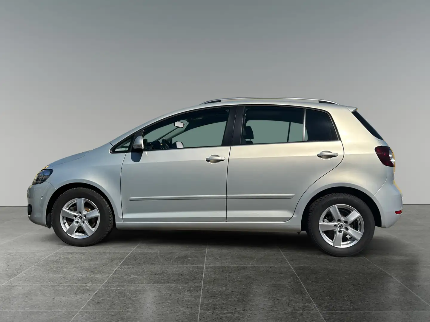 Volkswagen Golf Plus Sky BMT 1,6 TDI DPF DSG  8-fach bereift! AHK! Grau - 2