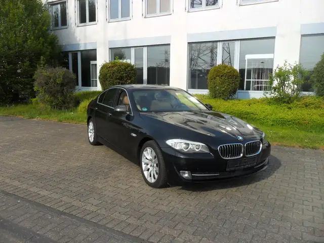 BMW 535 5 Lim.Aut*Klima*Navi*Xenon*Leder*2Hand