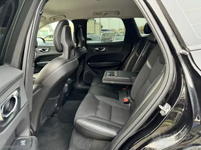 Volvo XC60 view 12
