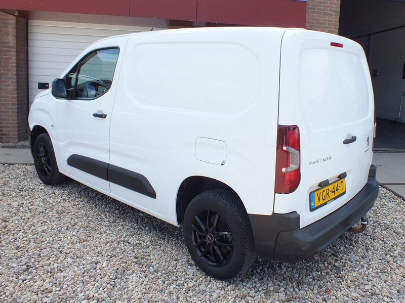 Peugeot Partner 1.5 BlueHDI Premium Navi Trekhaak — photo 4