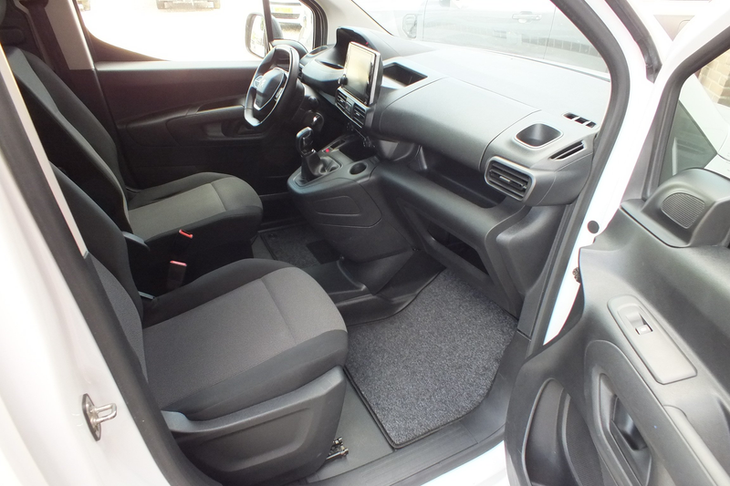 Peugeot Partner 1.5 BlueHDI Premium Navi Trekhaak — photo 9