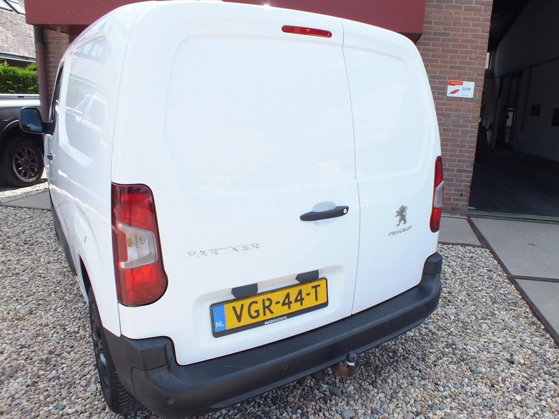 Peugeot Partner 1.5 BlueHDI Premium Navi Trekhaak — photo 6