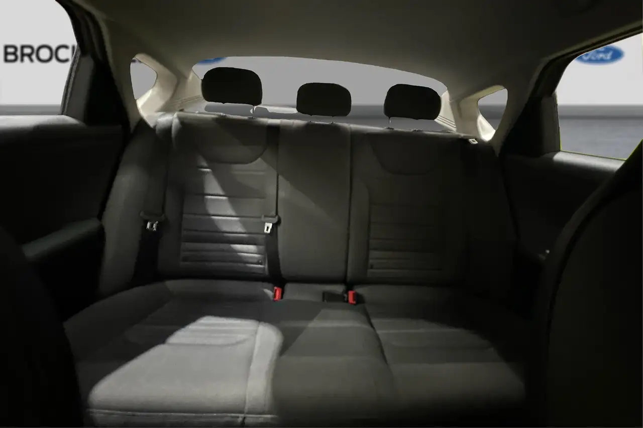 Kia K4 photo Kia K4