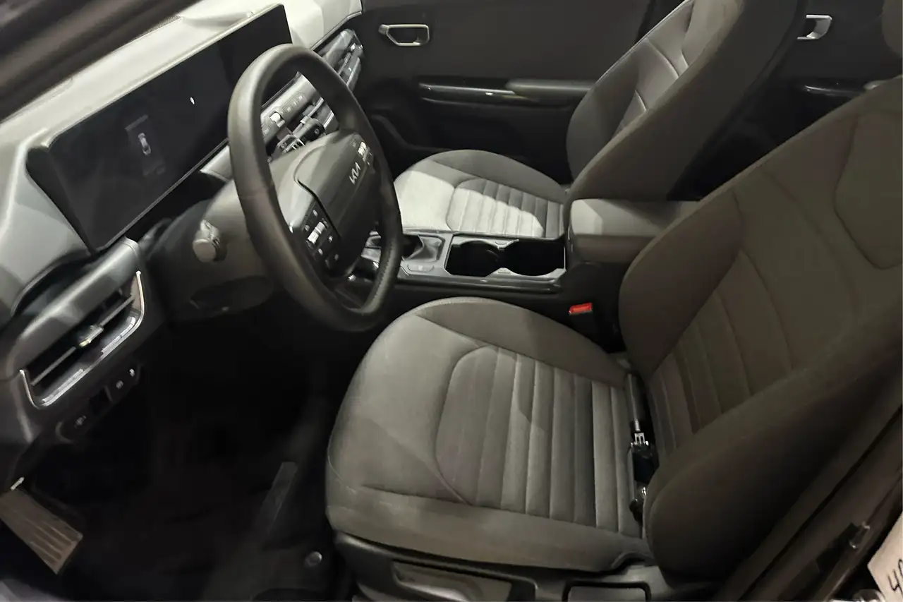 Kia K4 photo Kia K4