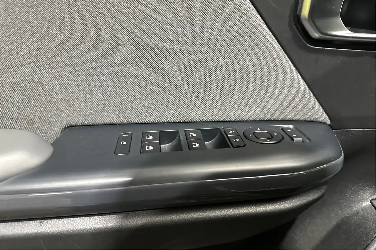 Kia K4 photo Kia K4