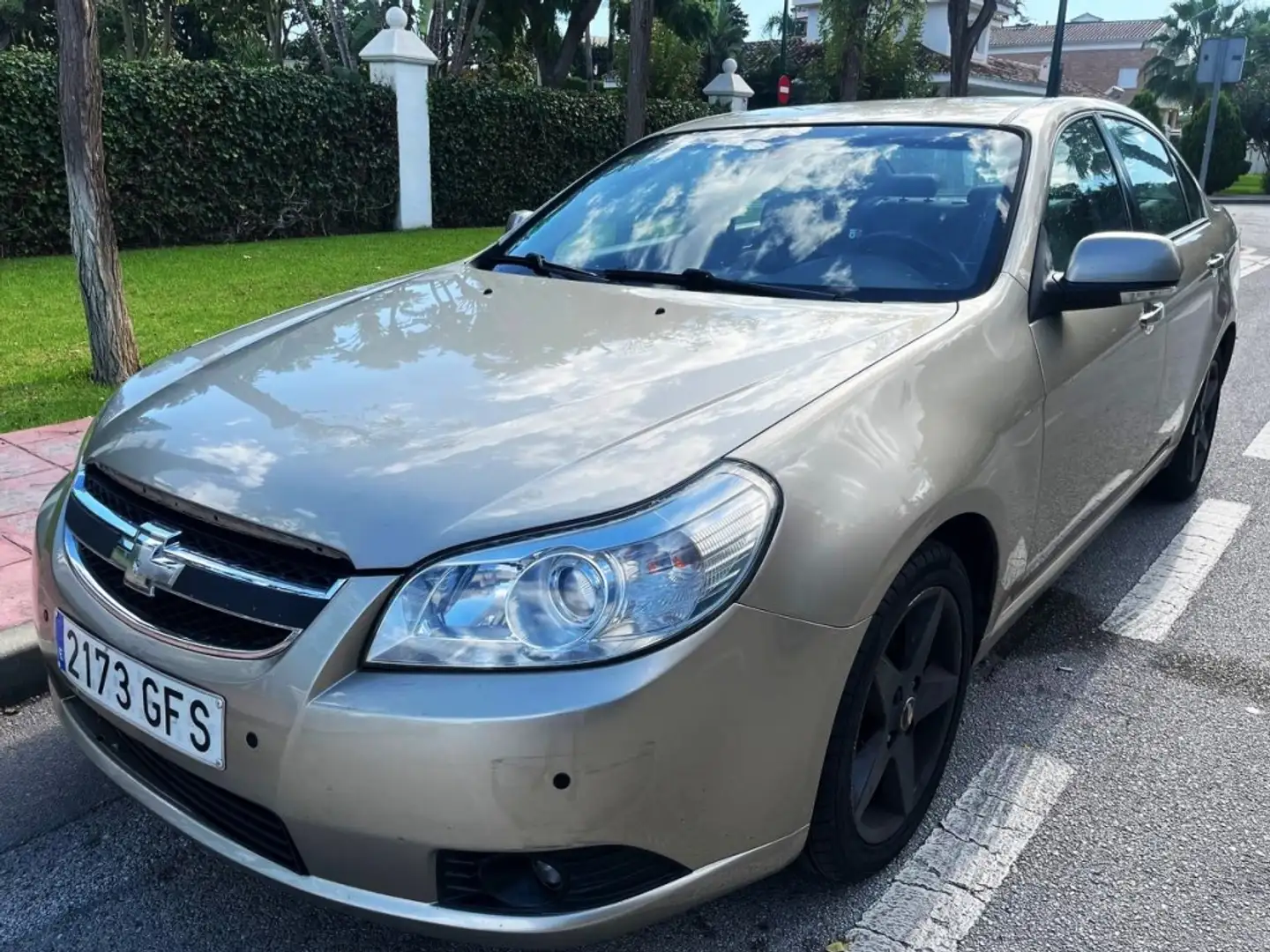 Chevrolet Epica Berlina Automático de 4 Puertas Gris - 1