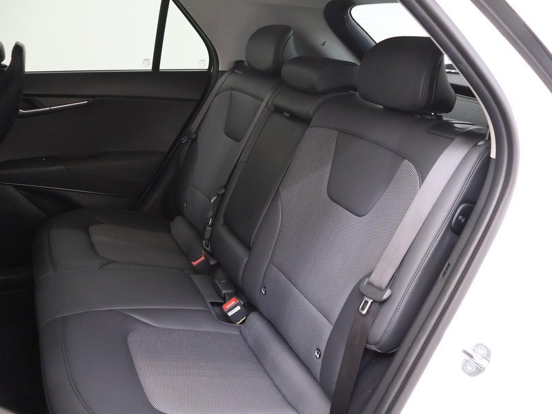 Kia e-Niro EV Light Advanced 64.8 kWh | Stoel / Stuurwielverw — photo 11
