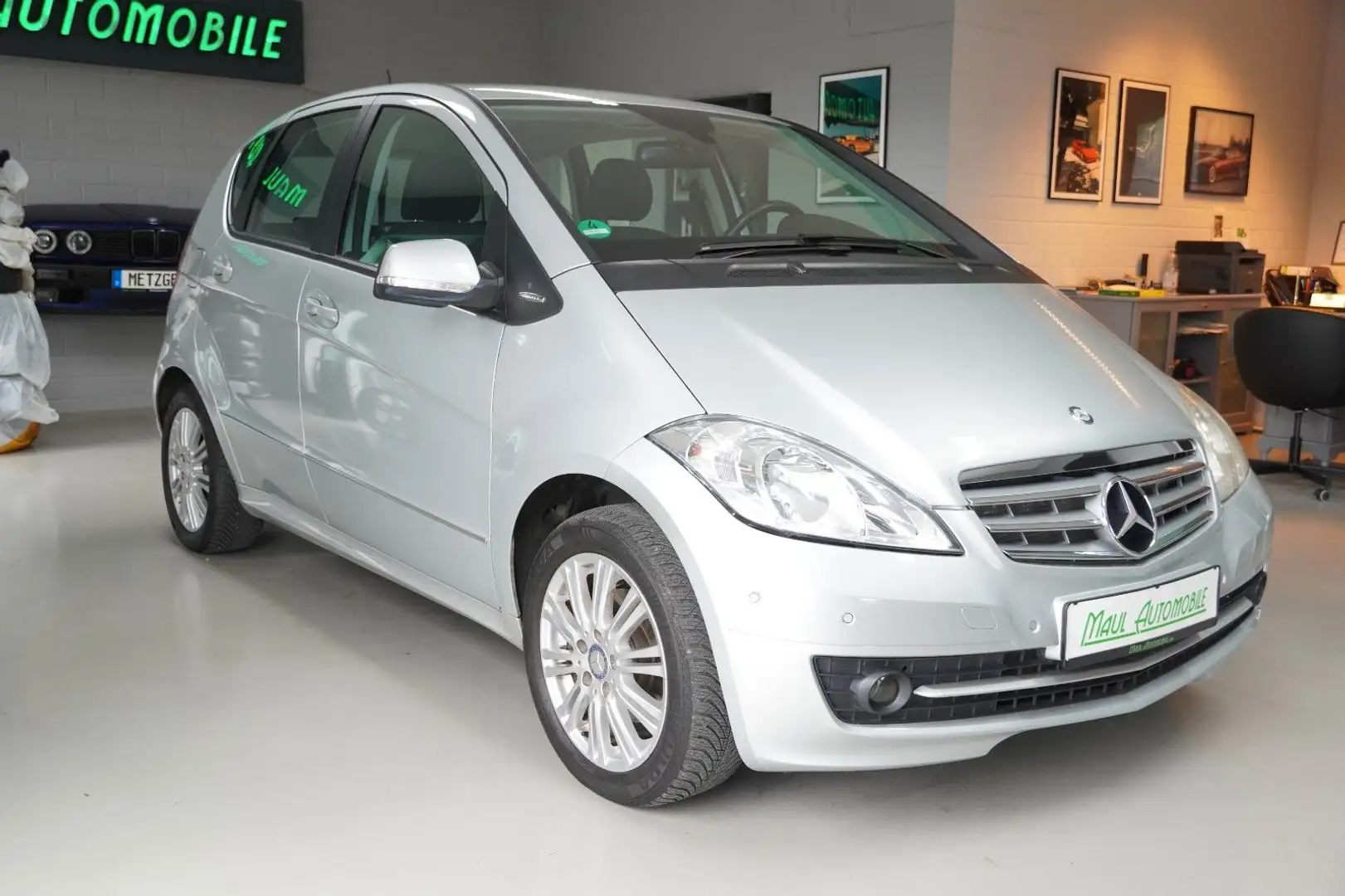 Mercedes-Benz A 160 Temp,Shz,BT,Klima,AHK Zilver - 2