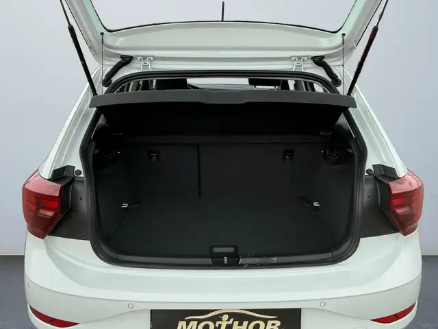 Volkswagen Polo view 14