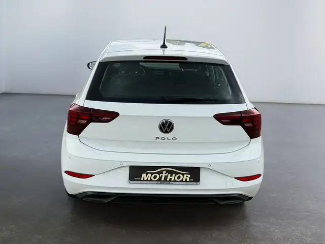 Volkswagen Polo view 5