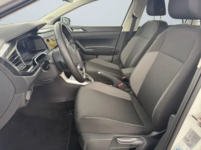 Volkswagen Polo view 7
