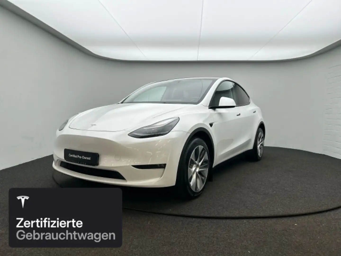 Tesla Model Y Long Range AWD Wit - 1