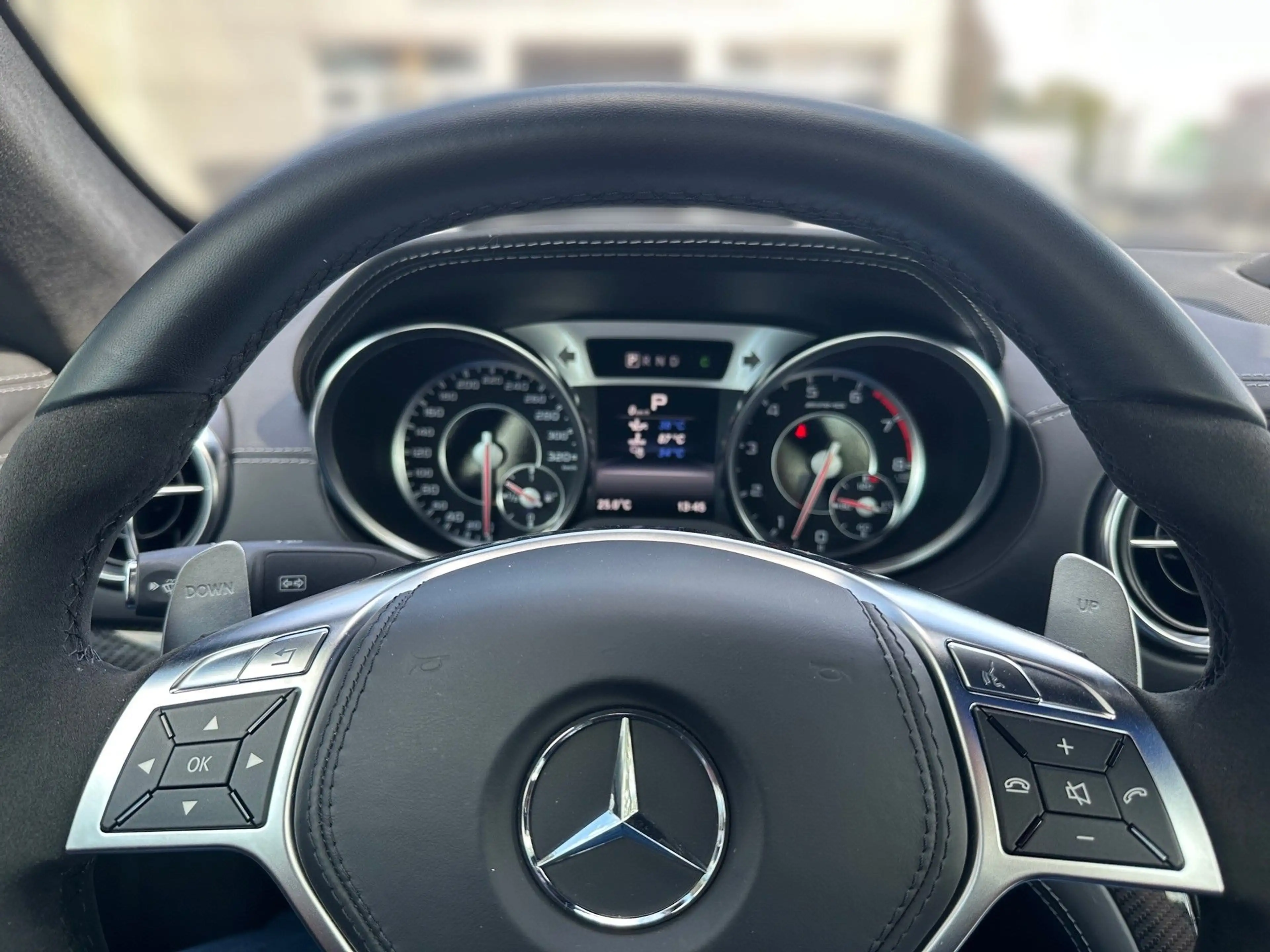 Mercedes-Benz SL 63 AMG SL63AMG Sportgetriebe VMAX Anhebung Folierung Navi — photo 9