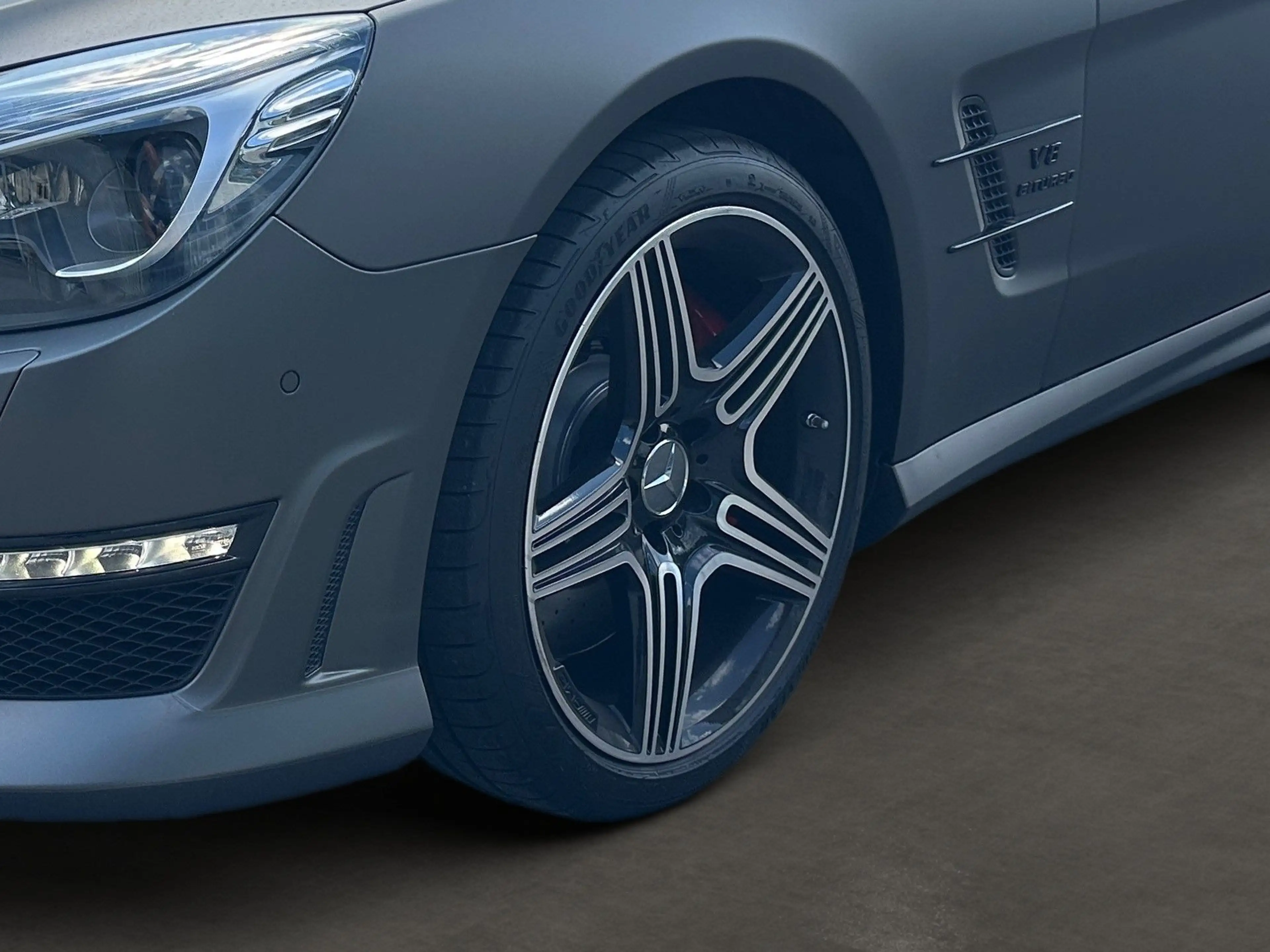 Mercedes-Benz SL 63 AMG SL63AMG Sportgetriebe VMAX Anhebung Folierung Navi — photo 6