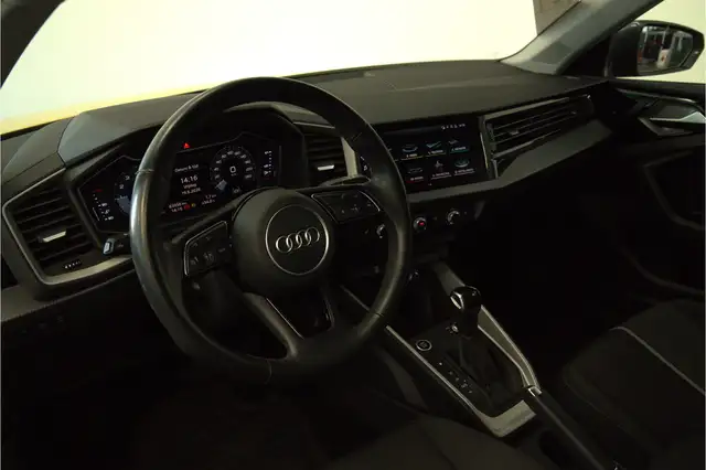 Audi A1 view 6