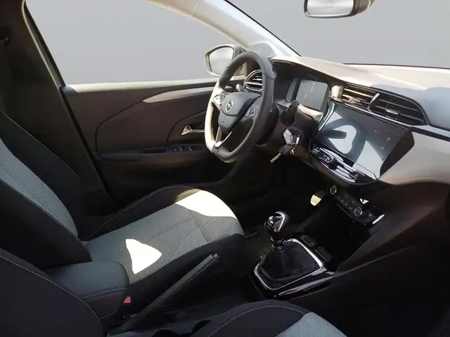 Opel Corsa view 11