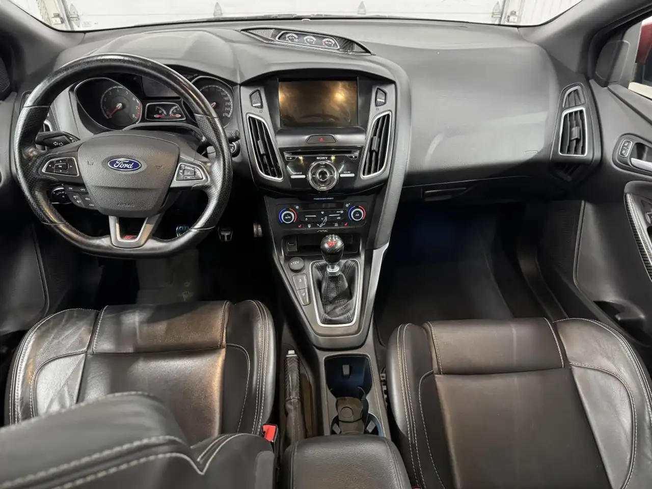 Ford Focus снимка Ford Focus