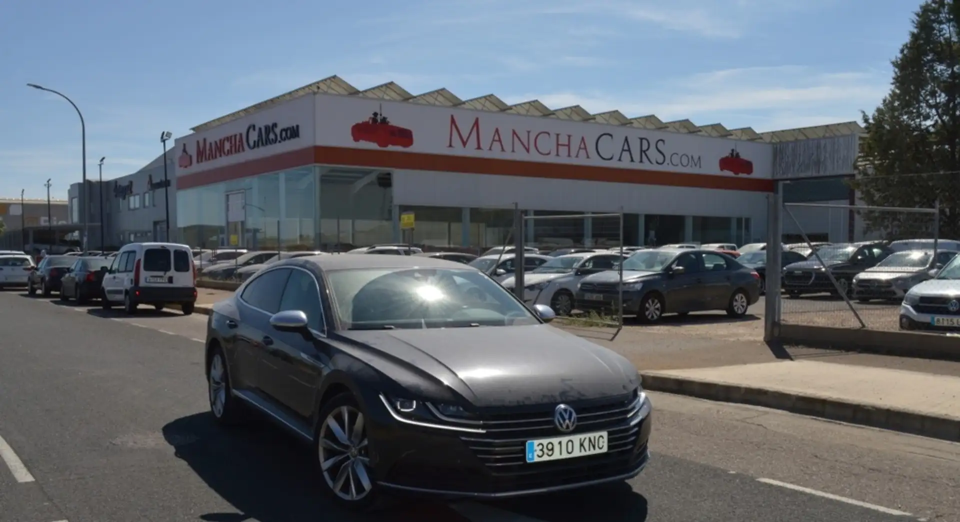 Volkswagen Arteon 2.0TDI Elegance DSG7 110kW Gris - 2