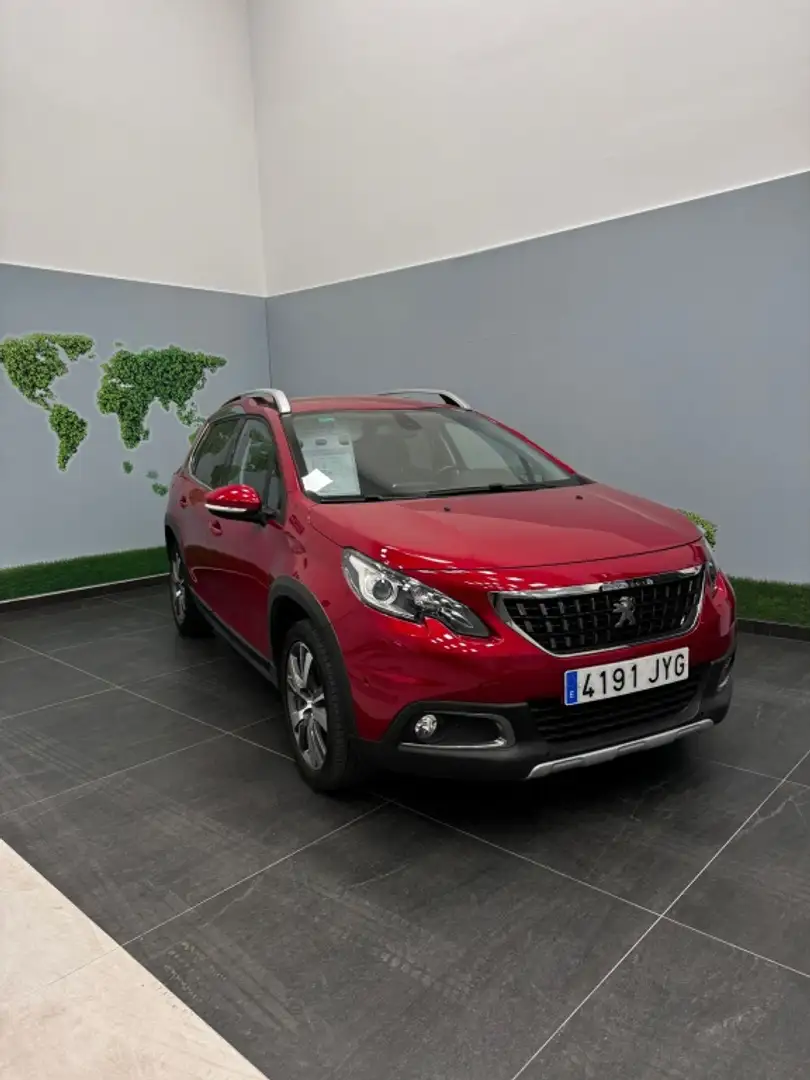Peugeot 2008 1.2 PureTech S&S Allure 110 Rojo - 1