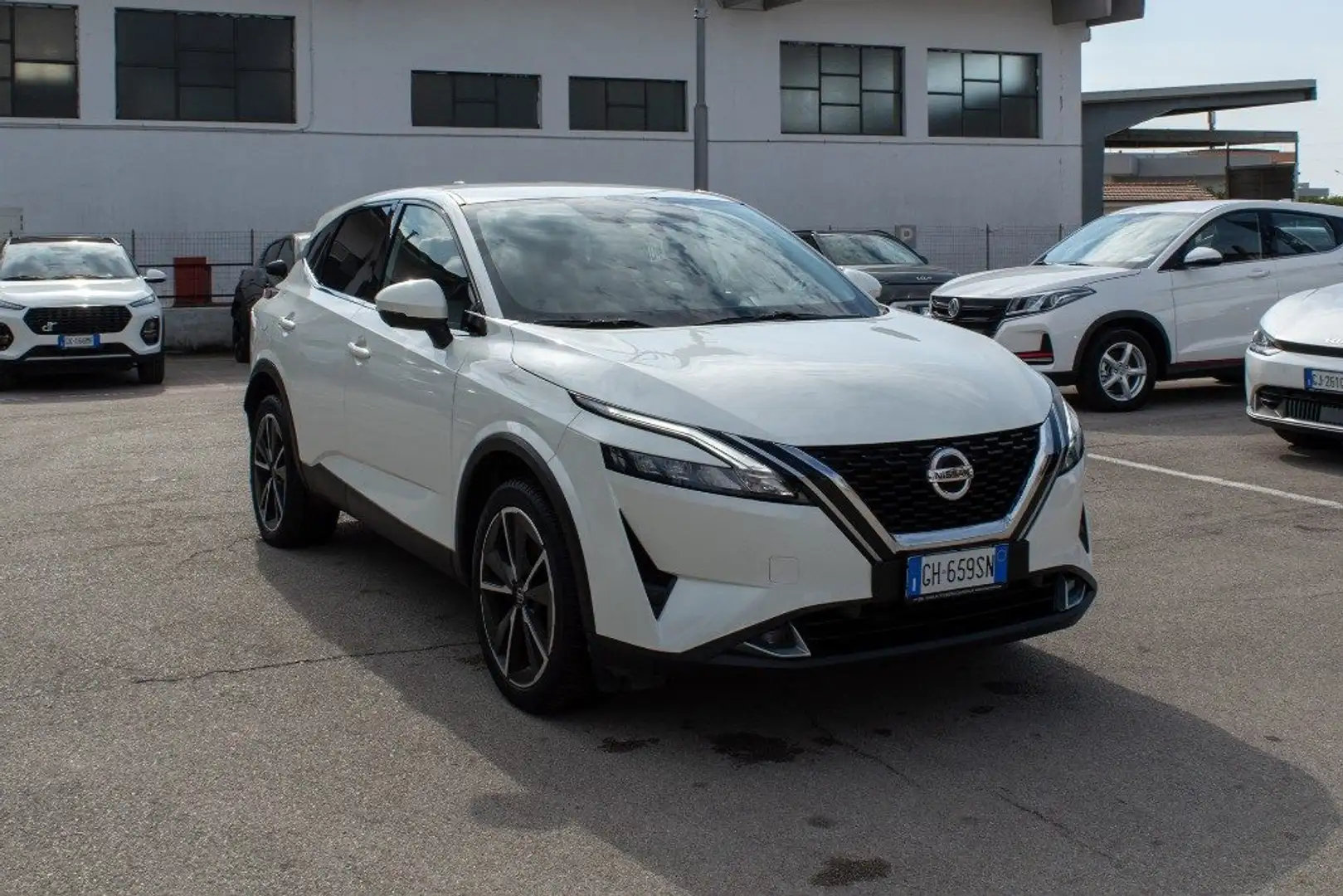 Nissan Qashqai MHEV 140 CV N-Style Bianco - 1