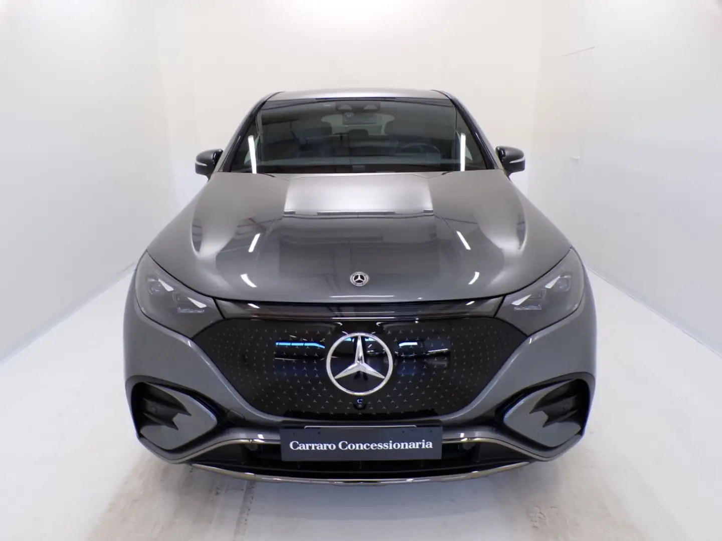 Mercedes-Benz EQE 350 4M AMG PREMIUM Grijs - 2