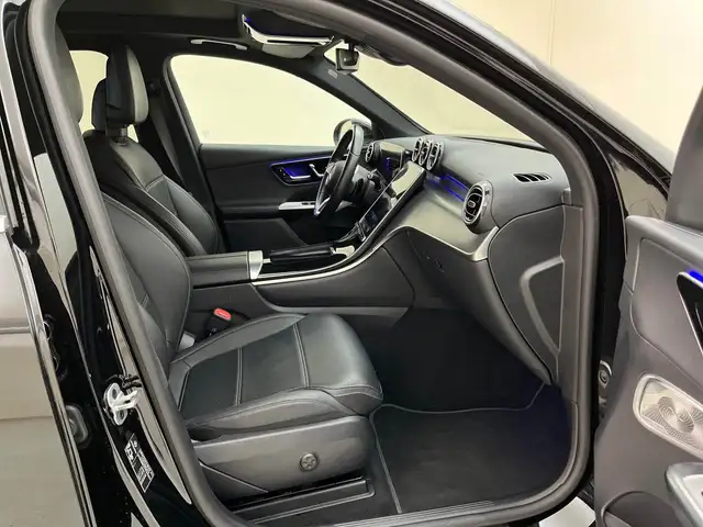 Mercedes-Benz GLC view 7