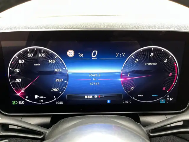 Mercedes-Benz GLC view 14