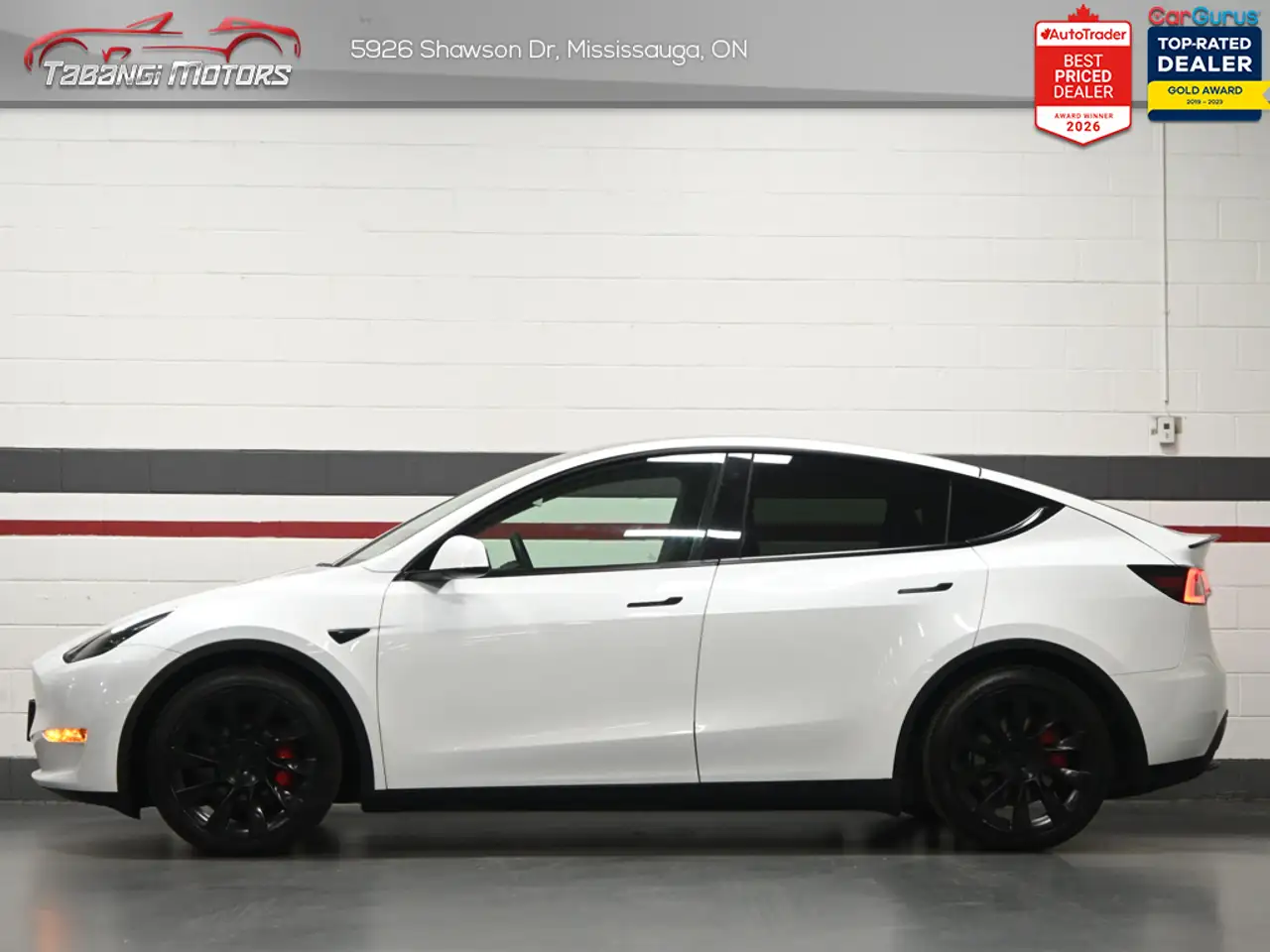 Tesla Model Y photo Tesla Model Y