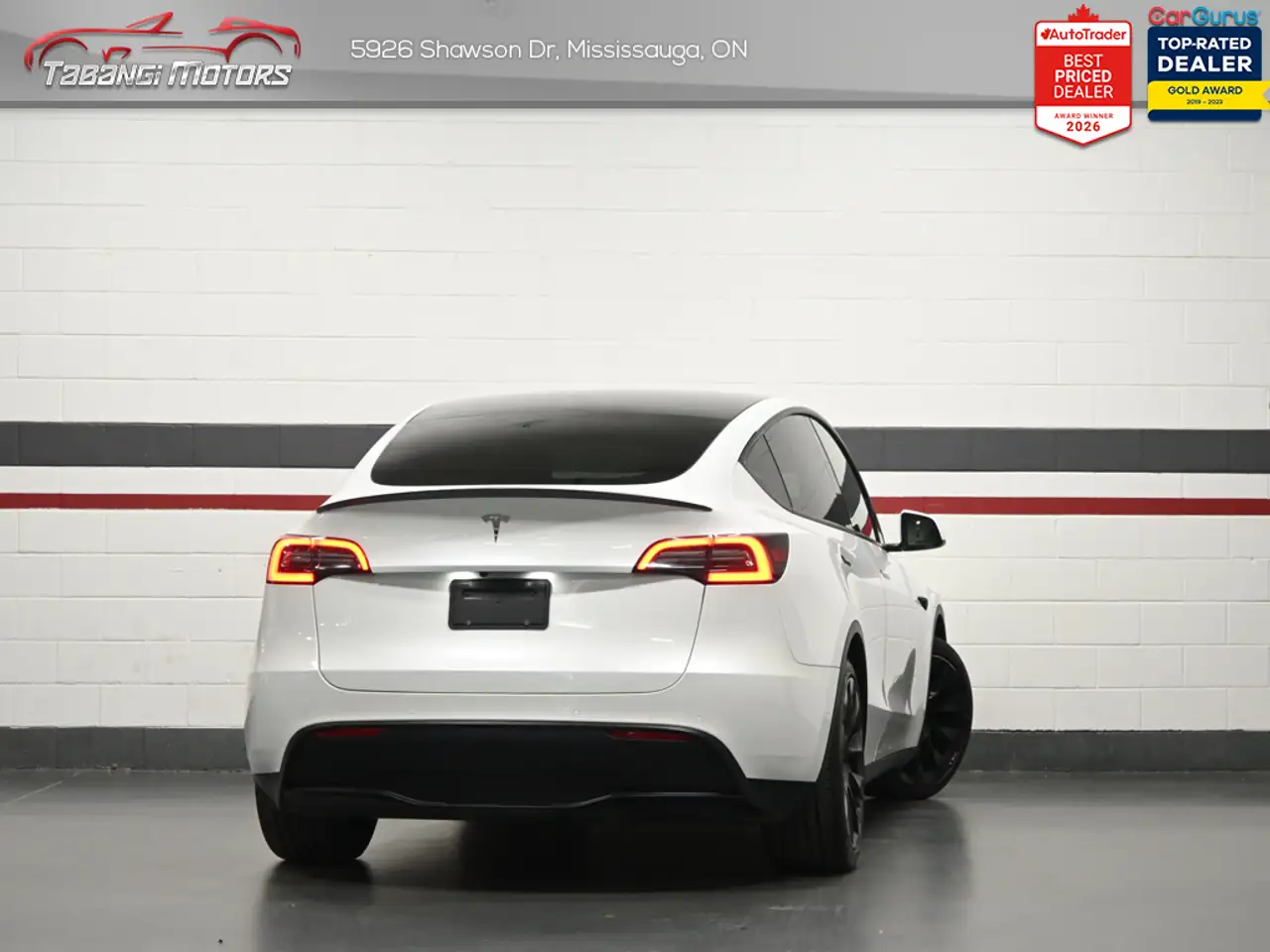 Tesla Model Y photo Tesla Model Y