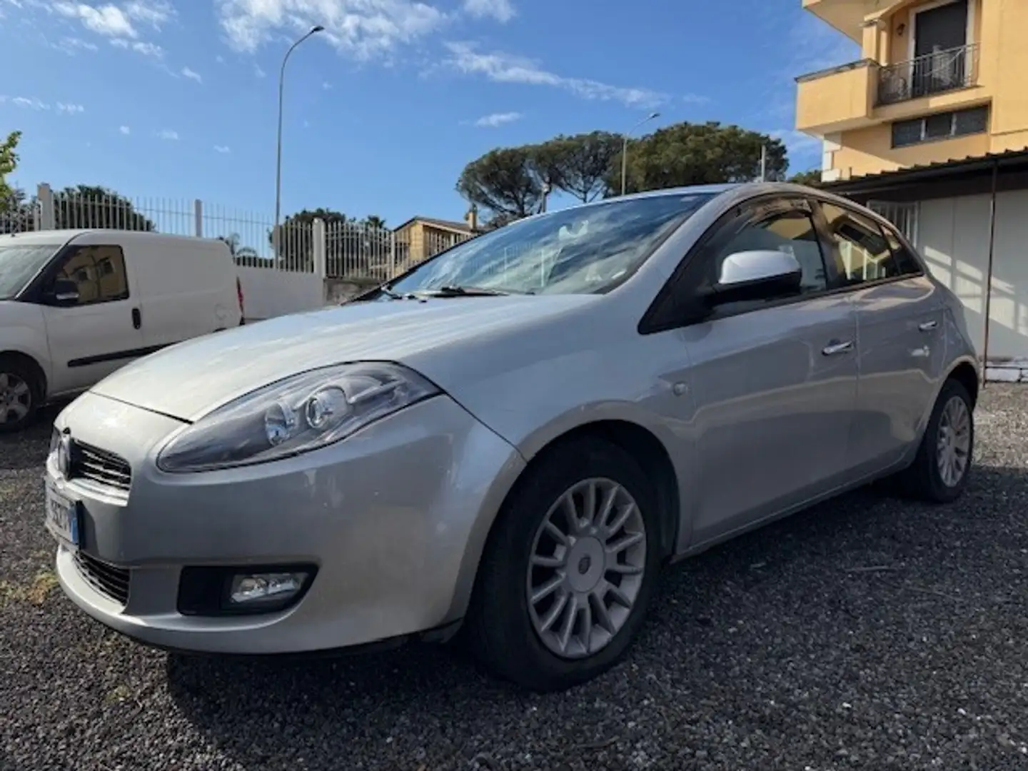 Fiat Bravo 1.6 MJT 105 CV DPF Dynamic Gris - 2