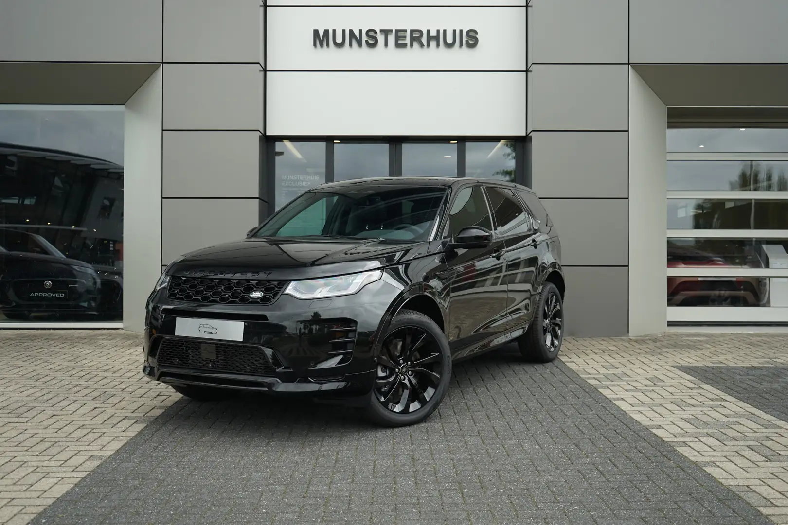 Land Rover Discovery Sport P270e PHEV Dynamic SE | Voorstoelen / Achterbank v Zwart - 1