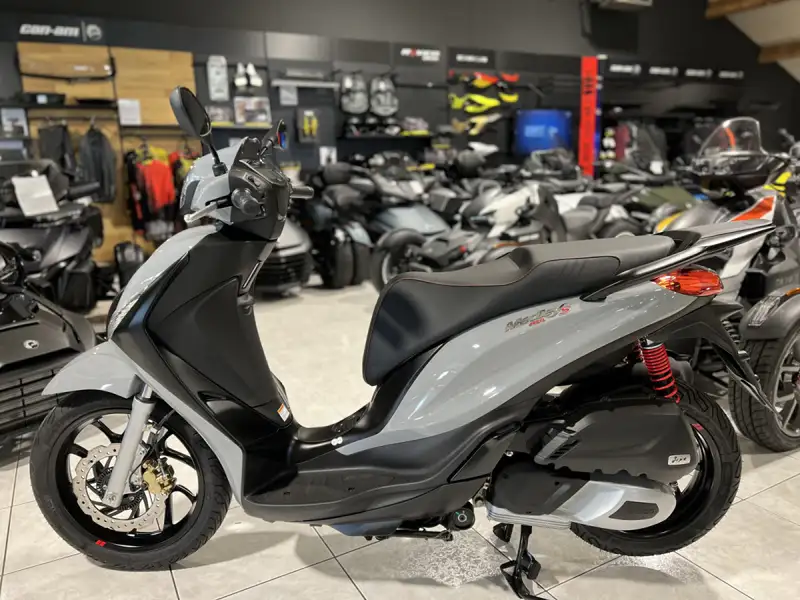 Piaggio Medley 125 - foto 4