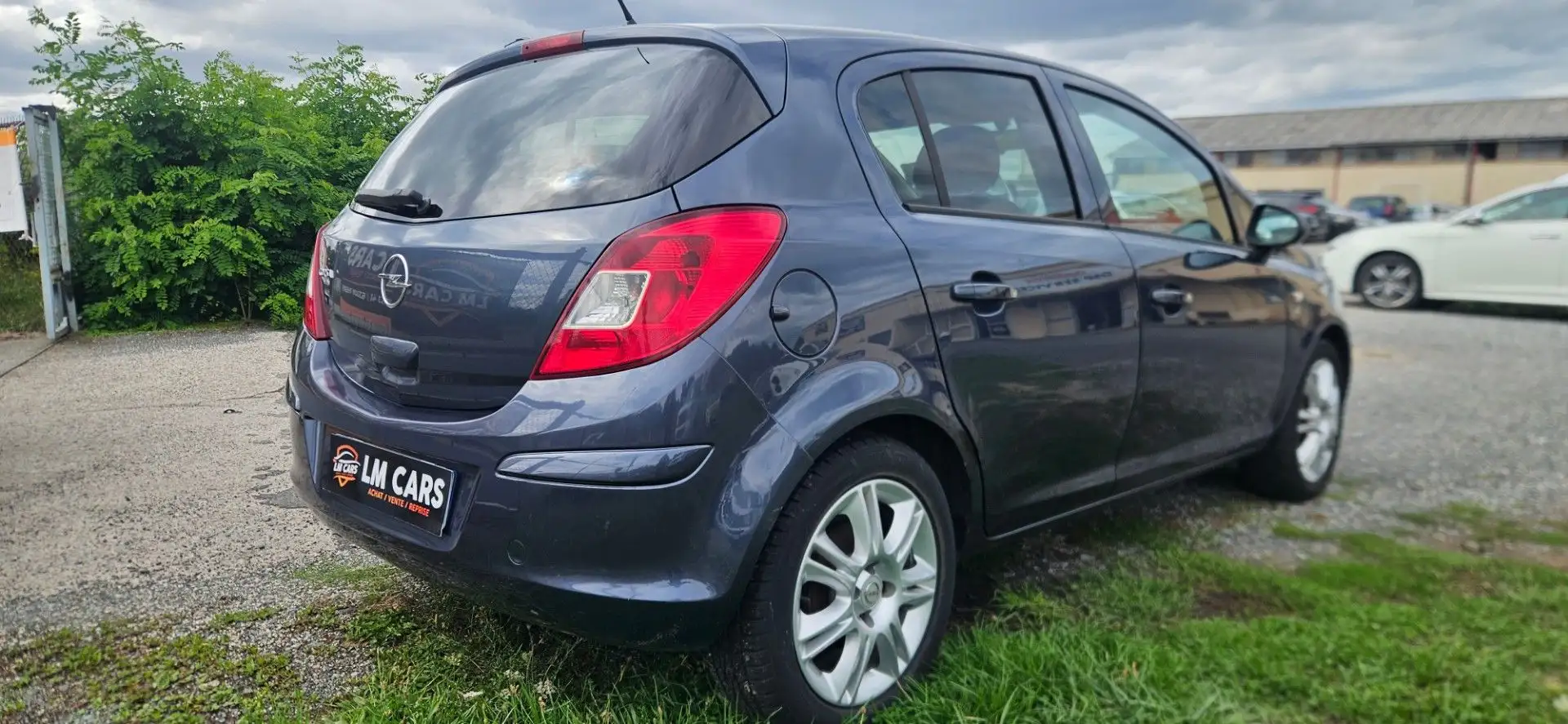 Opel Corsa D Edition Gris - 2