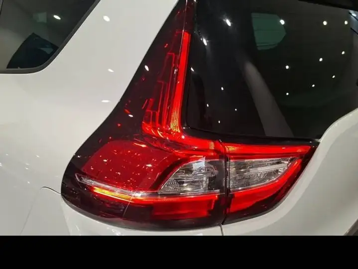 Renault Grand Scénic Zen Blue 1.7 dCi - SS 2021, foto 10