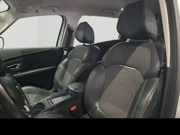 Renault Grand Scénic Zen Blue 1.7 dCi - SS 2021, foto 22