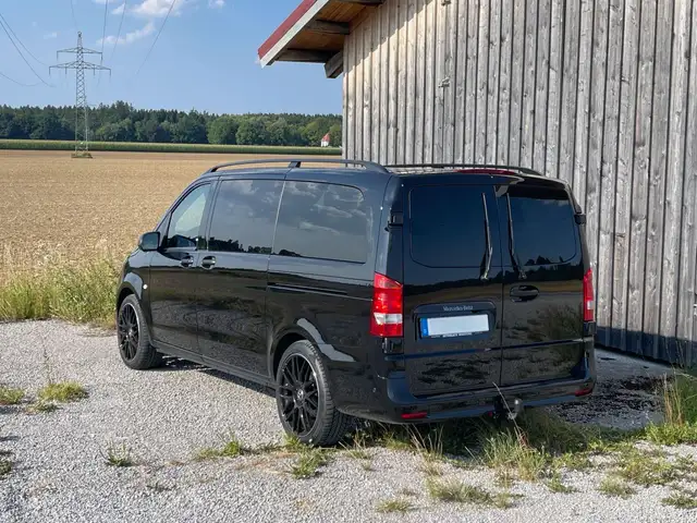 Mercedes-Benz Vito view 4