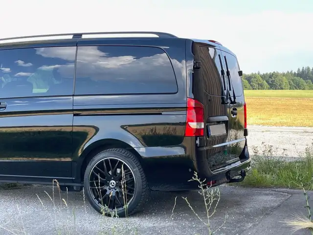 Mercedes-Benz Vito view 14