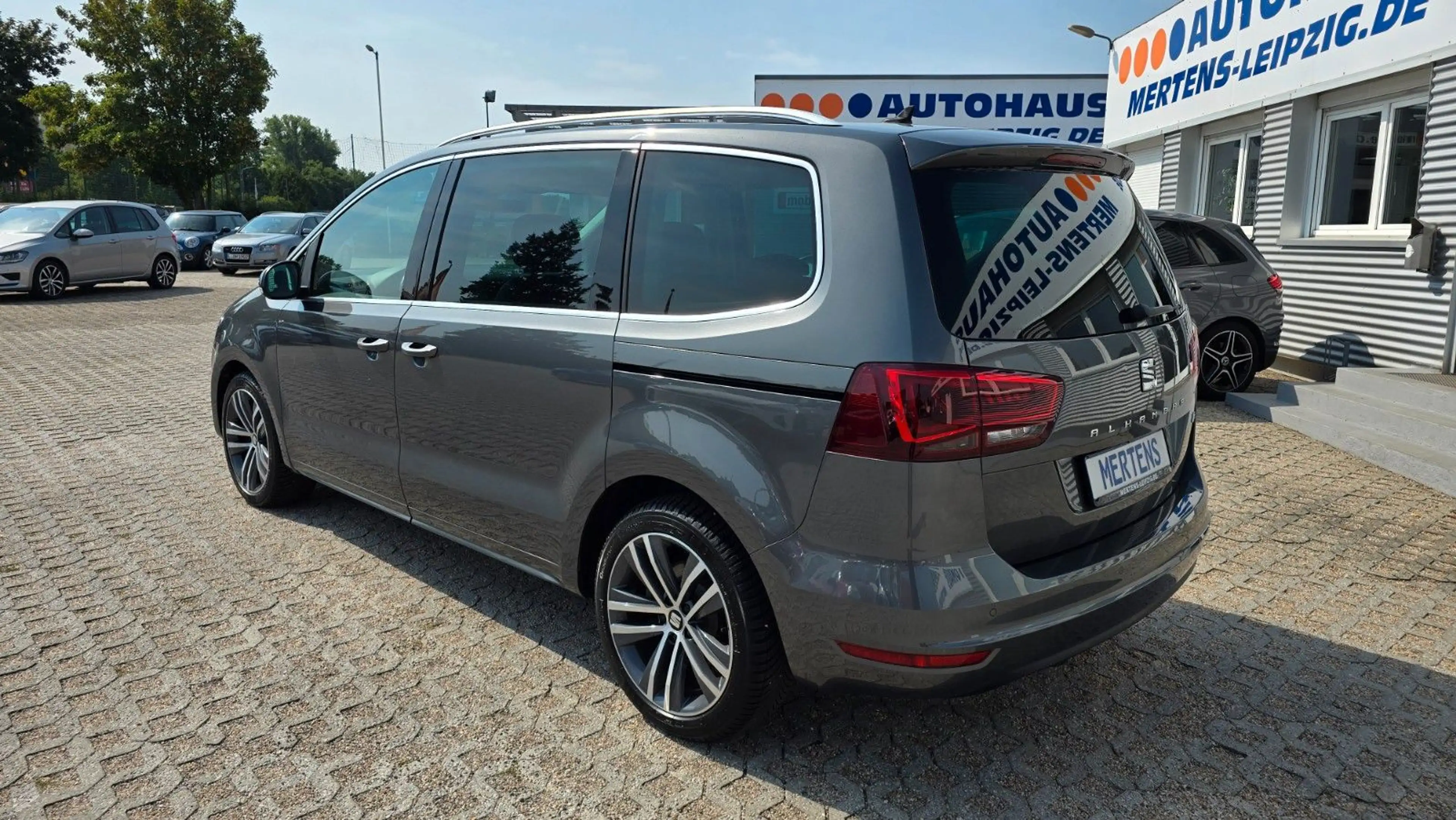 SEAT Alhambra FR-Line Aut Xenon 7 Sitze Navi Android — photo 2