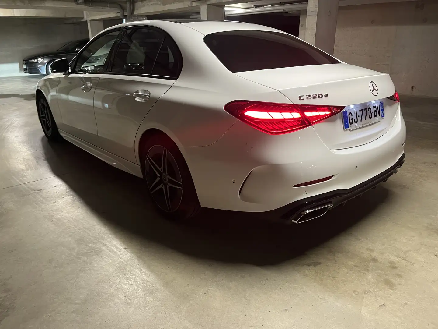 Mercedes-Benz C 220 AMG Line - 2