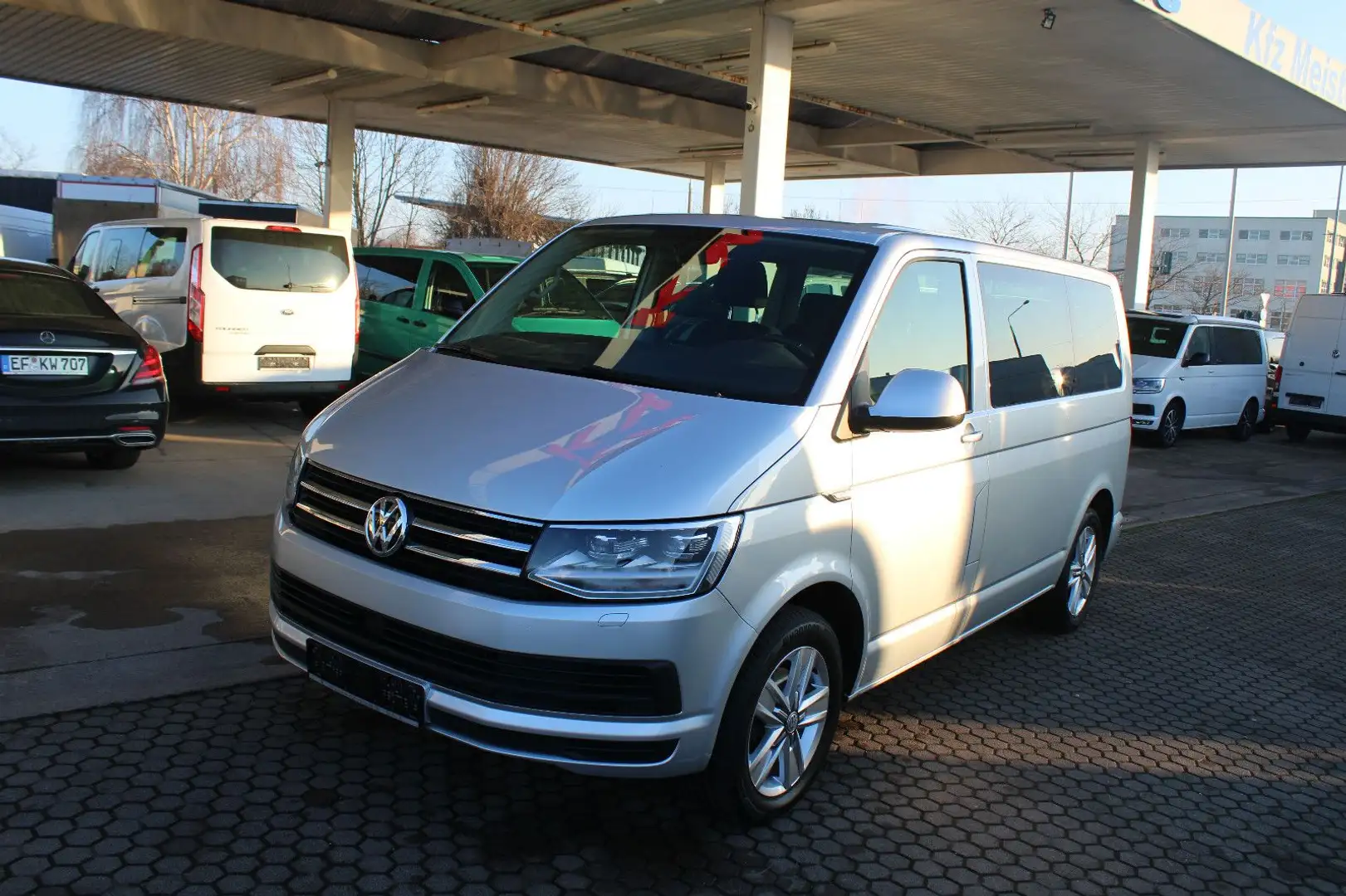 Volkswagen T6 Multivan T6  Multivan Comfortline DSG,LED,KAMERA,ACC,AHK Ezüst - 2