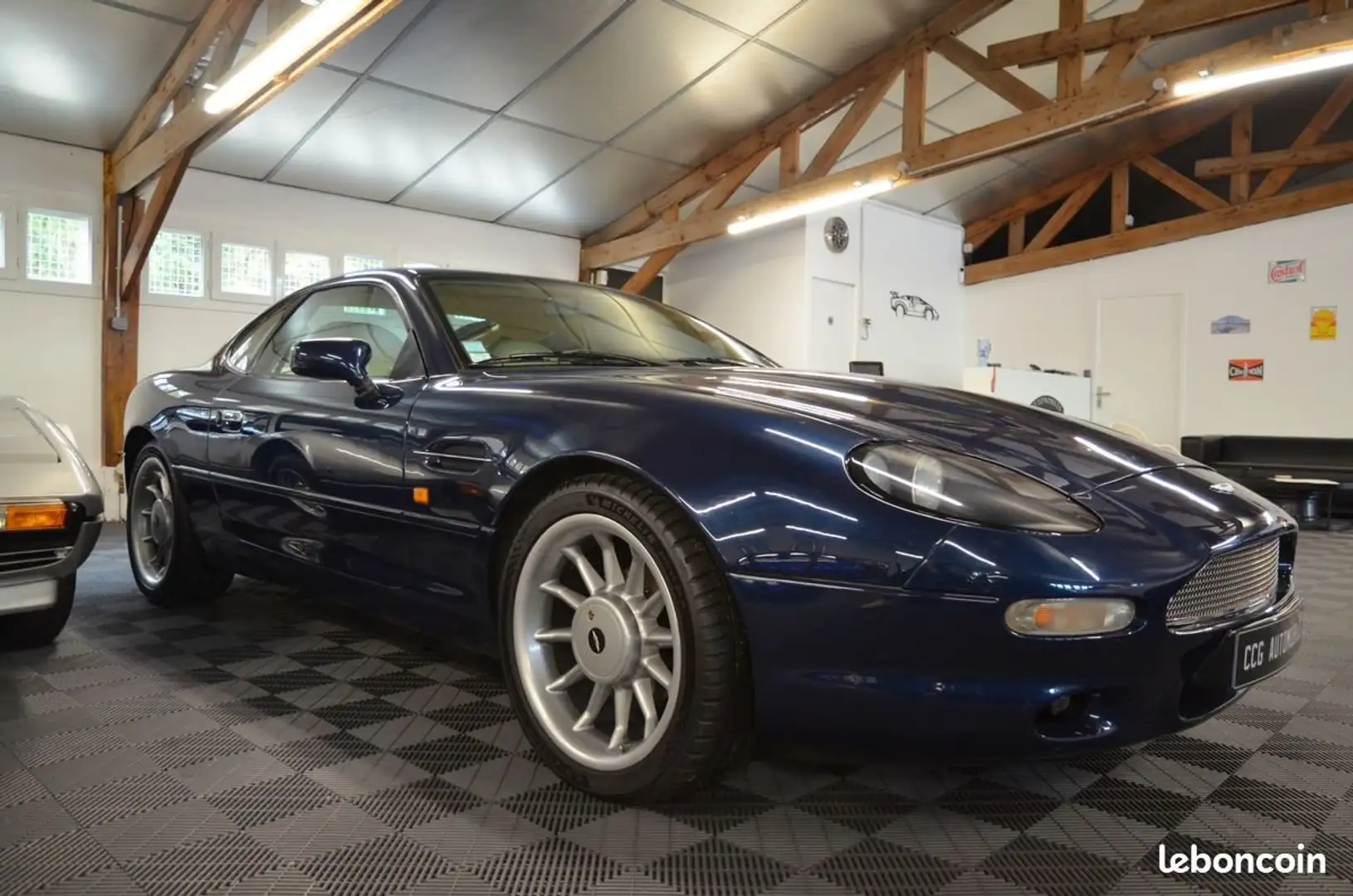 Aston Martin DB7 boite mécanique Blau - 2