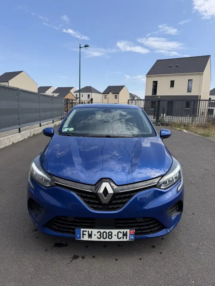 Renault Clio Citadine 3 portes — photo 2